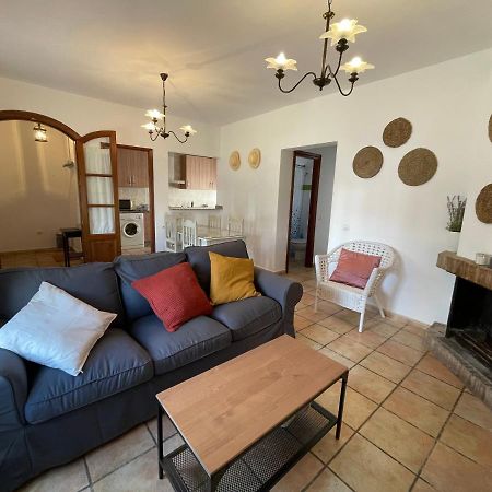 Agradable Casa Rural Con Chimenea En Interior イゲラ・デ・ラ・シエラ エクステリア 写真