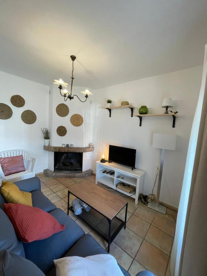 Agradable Casa Rural Con Chimenea En Interior イゲラ・デ・ラ・シエラ エクステリア 写真